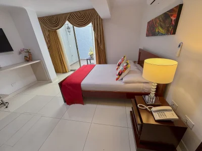 Habitación sencilla 101 del Hotel Boutique Luxury en Cali