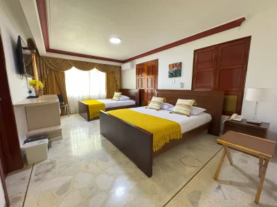 Habitación múltiple 403 del Hotel Boutique Luxury en Cali