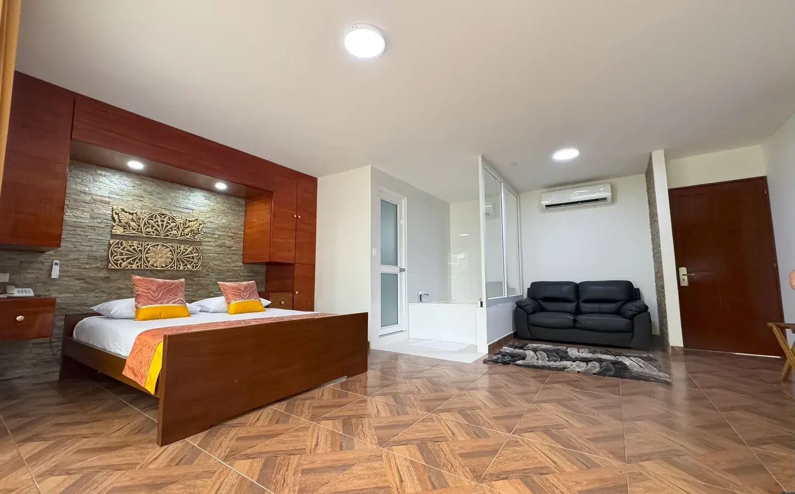Suite Jacuzzi 502