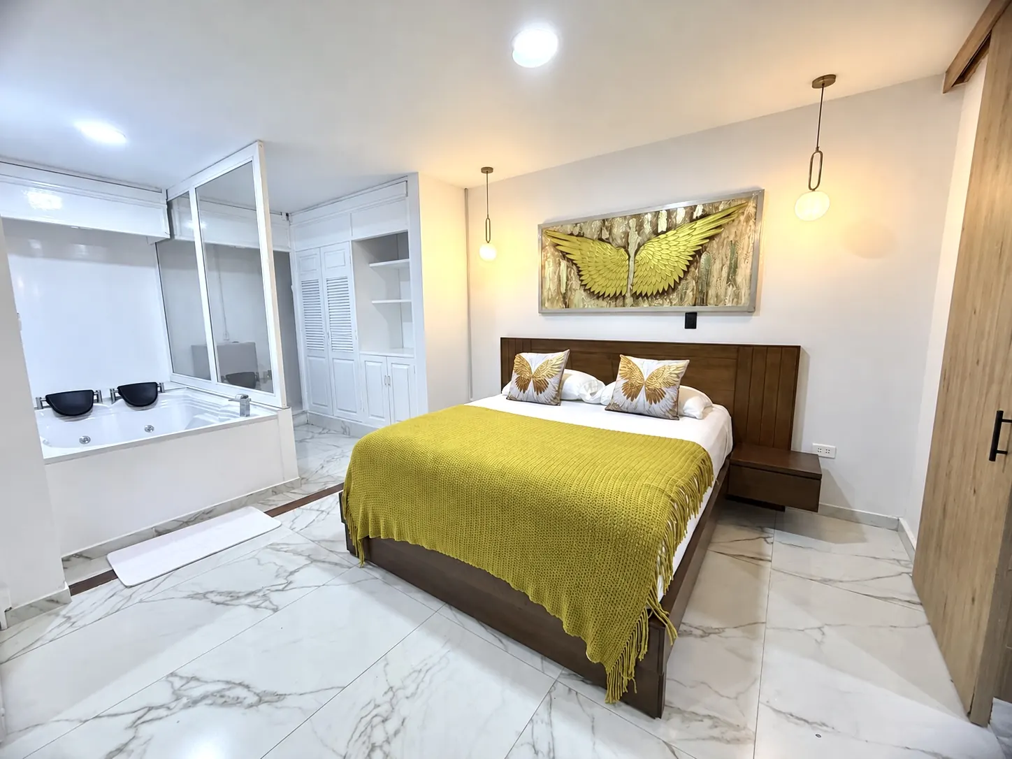 Suite Jacuzzi 303A